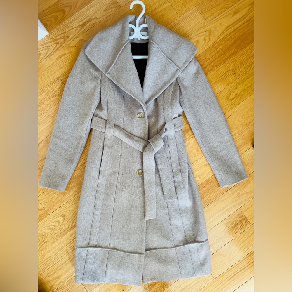 Gorgeous Calvin Klein wool coat womens size 2